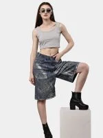 Levi’s Silver Foil Jorts - Image 4